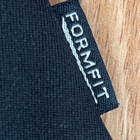 Formfit black belt bag - Picture 5 of 5